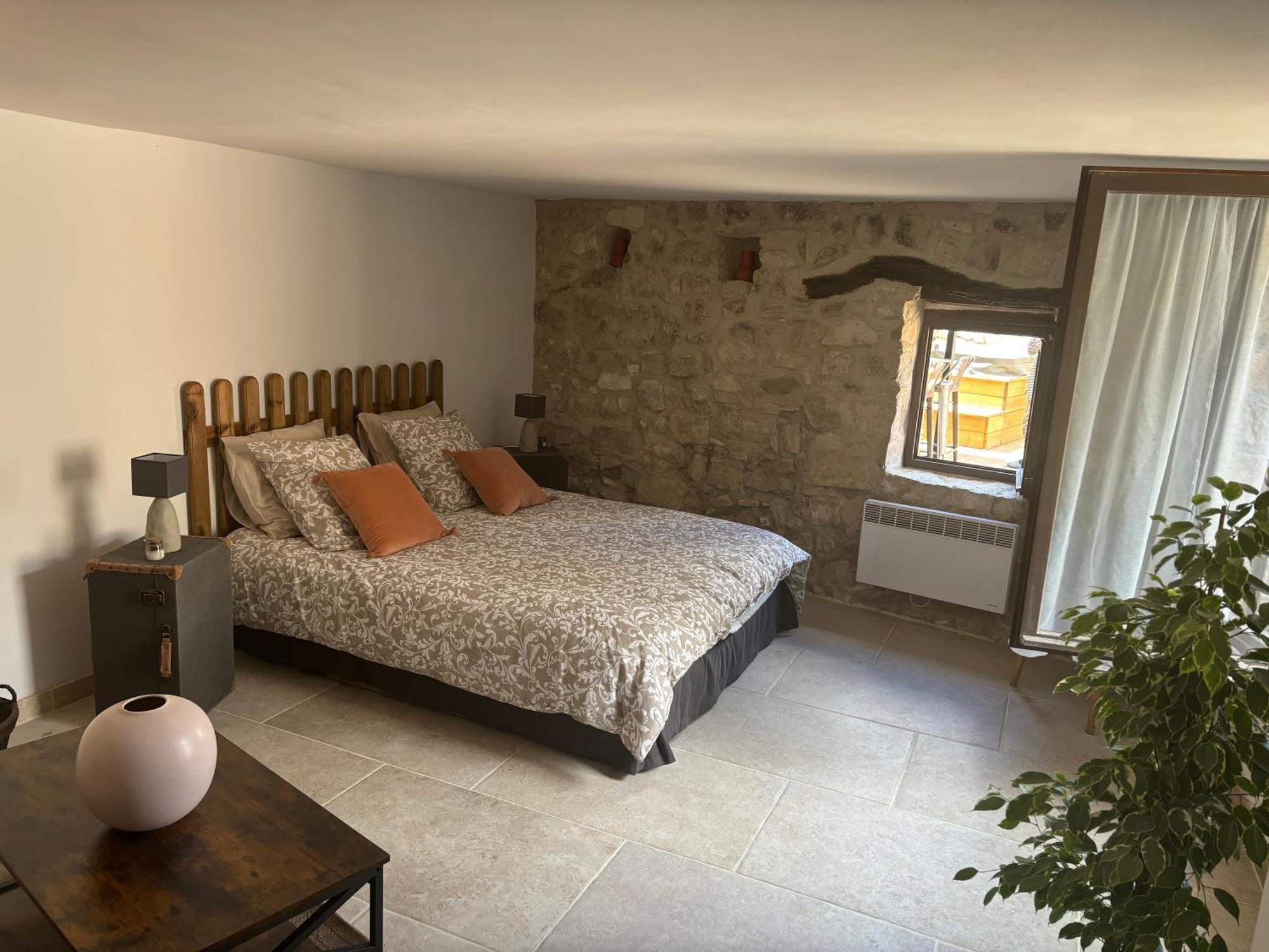 Chez Daniele Chambre Avec Jacuzzi Et Terrasse Privee Murs (Vaucluse) Exterior foto